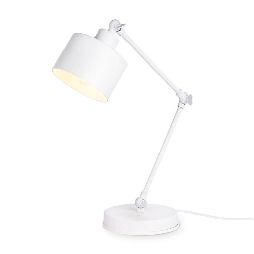 Настольная лампа Ambrella light Traditional TR8152 Настольная лампа Ambrella light Traditional TR8152