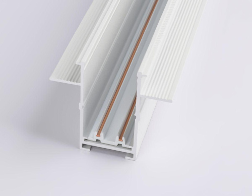 Шинопровод встраиваемый Ambrella Light Track System Magnetic 220V GL1011 Шинопровод встраиваемый Ambrella Light Track System Magnetic 220V GL1011