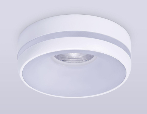 Встраиваемый светильник Ambrella light Techno Spot Acrylic Frost TN3333 Встраиваемый светильник Ambrella light Techno Spot Acrylic Frost TN3333