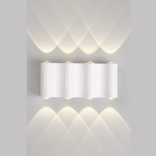 Настенный светодиодный светильник Crystal Lux CLT 022W4 WH 4000K Настенный светодиодный светильник Crystal Lux CLT 022W4 WH 4000K