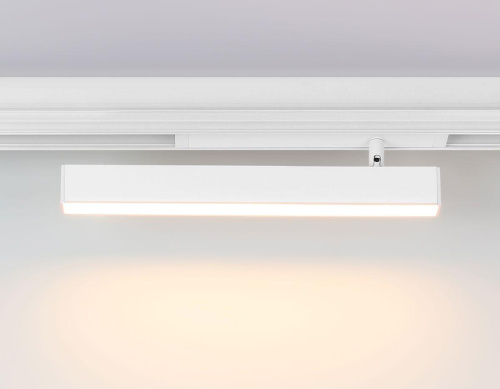 Трековый светодиодный светильник Ambrella Light Track System Magnetic 220V GL1331 Трековый светодиодный светильник Ambrella Light Track System Magnetic 220V GL1331