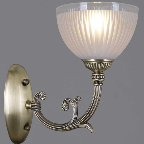 Бра Illumico IL9939-1WSQ-24 AB CAPELLA Бра Illumico IL9939-1WSQ-24 AB CAPELLA