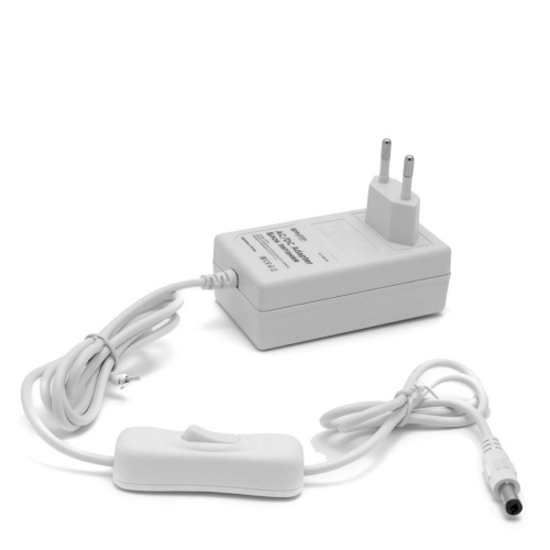 Светодиодная лента OGM 4,8W/m 60LED/m 3528SMD холодный белый 5M SL-10 Светодиодная лента OGM 4,8W/m 60LED/m 3528SMD холодный белый 5M SL-10
