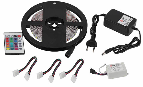 Светодиодная лента ЭРА 14,4W/m 60LED/m 5050SMD RGB 5M 5050kit-14,4-60-12-IP20-RGB-5m Б0043067 Светодиодная лента ЭРА 14,4W/m 60LED/m 5050SMD RGB 5M 5050kit-14,4-60-12-IP20-RGB-5m Б0043067