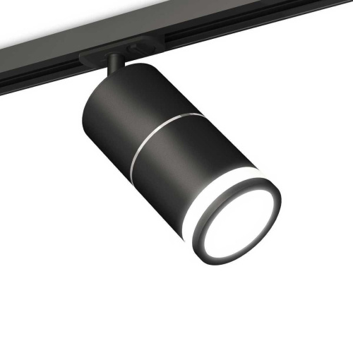 Комплект трекового светильника Ambrella light Track System XT (A2537, C7402, A2070, C7402, N7121) XT7402012 Комплект трекового светильника Ambrella light Track System XT (A2537, C7402, A2070, C7402, N7121) XT7402012
