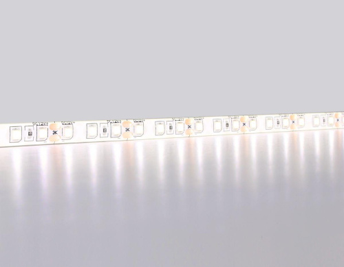 Светодиодная влагозащищенная лента Ambrella Light 9,6W/m 120LED/m 2835SMD дневной белый 5M GS1202 Светодиодная влагозащищенная лента Ambrella Light 9,6W/m 120LED/m 2835SMD дневной белый 5M GS1202