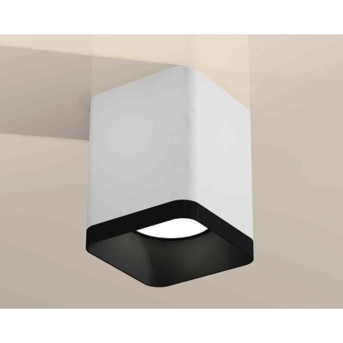 Комплект накладного светильника Ambrella light Techno Spot XS7812002 SWH/SBK белый песок/черный песок (C7812, N7702) Комплект накладного светильника Ambrella light Techno Spot XS7812002 SWH/SBK белый песок/черный песок (C7812, N7702)