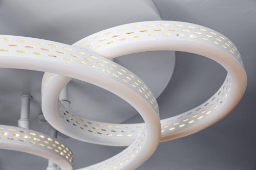 Потолочная светодиодная люстра Escada 10240/4LED Потолочная светодиодная люстра Escada 10240/4LED