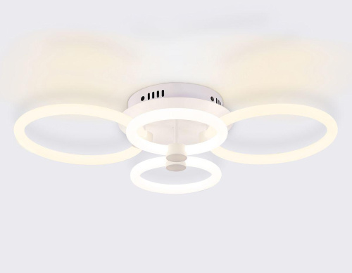 Потолочная светодиодная люстра Ambrella light Acrylica Original FA3811 Потолочная светодиодная люстра Ambrella light Acrylica Original FA3811
