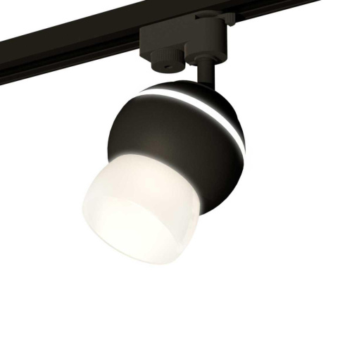 Комплект трекового светильника Ambrella light Track System XT (A2521, C1102, N7177) XT1102074 Комплект трекового светильника Ambrella light Track System XT (A2521, C1102, N7177) XT1102074