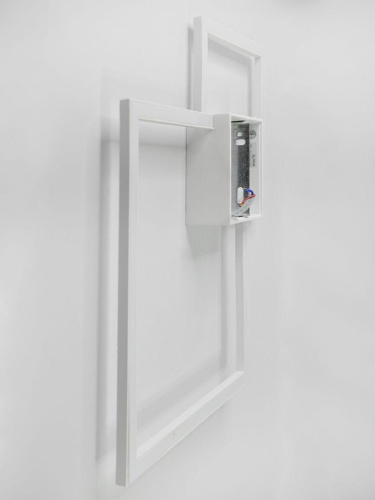Настенный светодиодный светильник Elvan GW-46220/2SQ-20W-WW-Wh Настенный светодиодный светильник Elvan GW-46220/2SQ-20W-WW-Wh