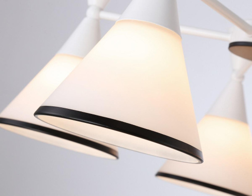 Потолочная люстра Ambrella light Traditional Modern TR3165 Потолочная люстра Ambrella light Traditional Modern TR3165