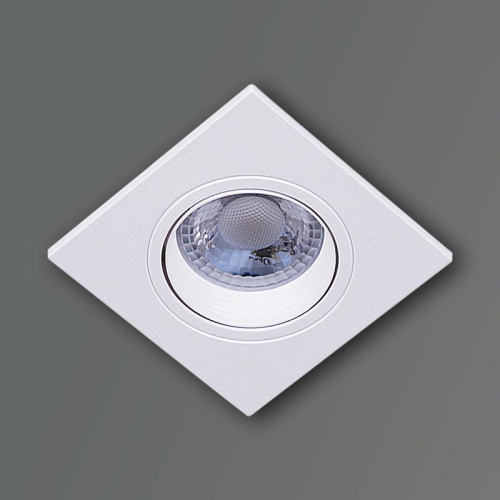 Точечный светильник Reluce 81110-9.0-001 LED5W WT Точечный светильник Reluce 81110-9.0-001 LED5W WT