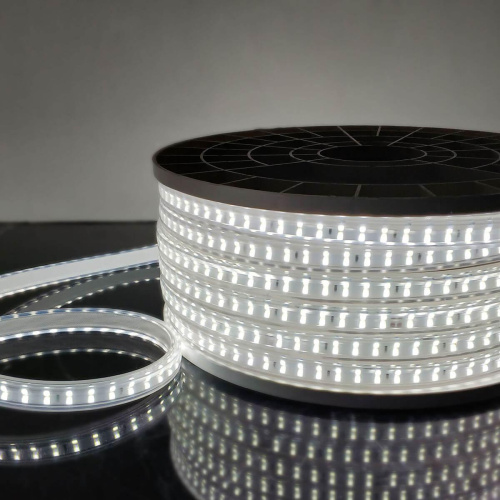 Светодиодная влагозащищенная лента Elektrostandard 18W/m 180LED/m 2835SMD холодный белый 50M a053653 Светодиодная влагозащищенная лента Elektrostandard 18W/m 180LED/m 2835SMD холодный белый 50M a053653