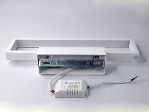 Бра Elvan GW-50310/1T-10W-WW-Wh Бра Elvan GW-50310/1T-10W-WW-Wh