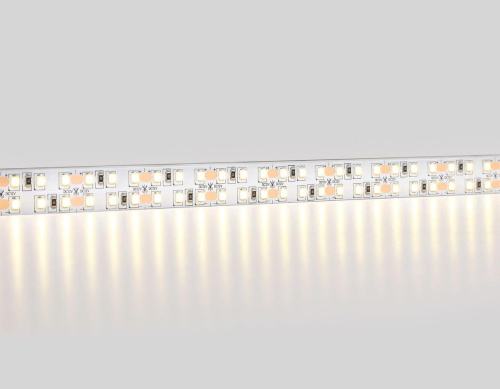 Светодиодная лента Ambrella Light 19,2W/m 240LED/m 2835SMD теплый белый 5M GS1601 Светодиодная лента Ambrella Light 19,2W/m 240LED/m 2835SMD теплый белый 5M GS1601