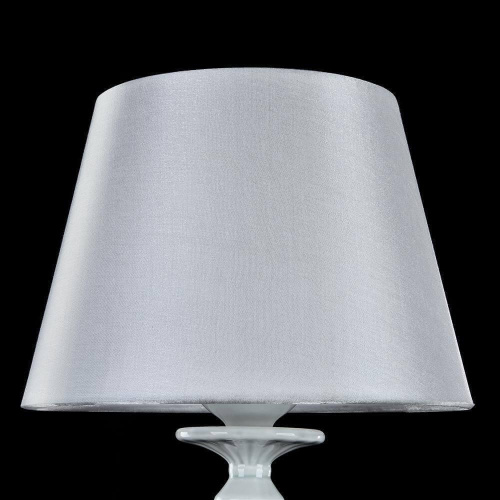 Настольная лампа Maytoni Adelia ARM540-TL-01-W Настольная лампа Maytoni Adelia ARM540-TL-01-W