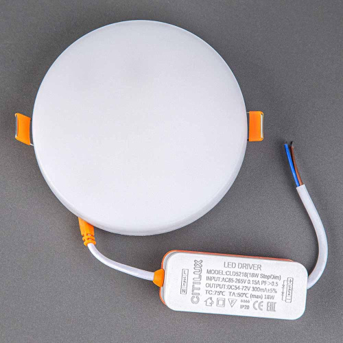 Встраиваемый светодиодный светильник Citilux Вега CLD5218W Встраиваемый светодиодный светильник Citilux Вега CLD5218W