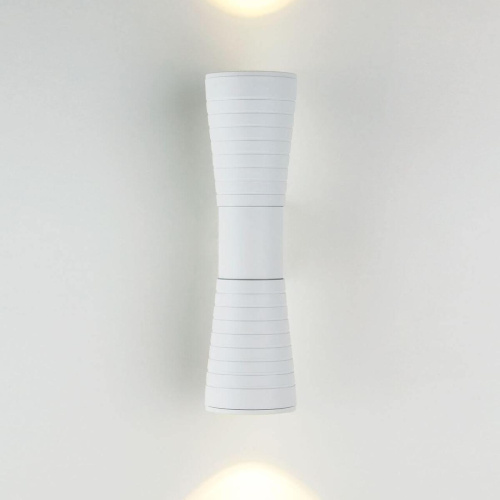 Уличный настенный светодиодный светильник Elektrostandard 1502 Techno LED a044303 Уличный настенный светодиодный светильник Elektrostandard 1502 Techno LED a044303