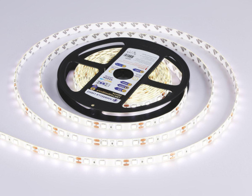 Светодиодная влагозащищенная лента Ambrella Light 14,4W/m 60LED/m 5050SMD дневной белый 5M GS2102 Светодиодная влагозащищенная лента Ambrella Light 14,4W/m 60LED/m 5050SMD дневной белый 5M GS2102
