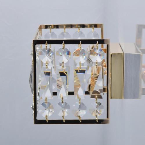 Настенный светильник MW-Light Монарх 121021902 Настенный светильник MW-Light Монарх 121021902