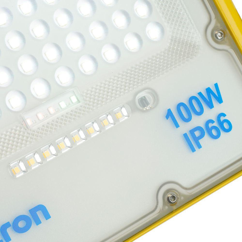 Светодиодный прожектор Feron LL-952 18650 6400K 48677 Светодиодный прожектор Feron LL-952 18650 6400K 48677