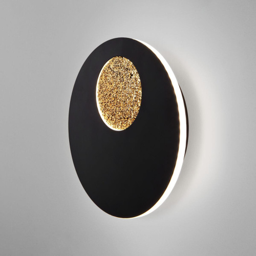 Настенный светодиодный светильник Eurosvet Areola 40150/1 LED черный /золото Настенный светодиодный светильник Eurosvet Areola 40150/1 LED черный /золото