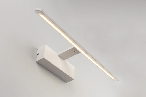 Подсветка для зеркал Omnilux Canazei OML-24401-08 Подсветка для зеркал Omnilux Canazei OML-24401-08