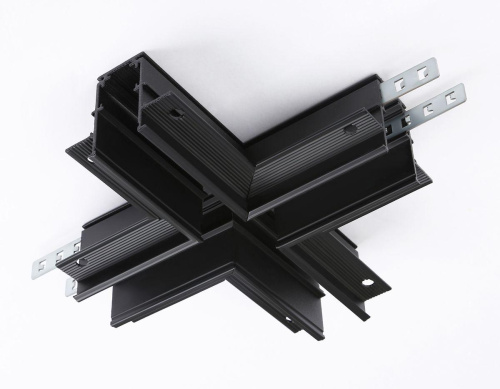 Коннектор X-образный для встраиваемого шинопровода Ambrella light Track System Magnetic GL3358 Коннектор X-образный для встраиваемого шинопровода Ambrella light Track System Magnetic GL3358