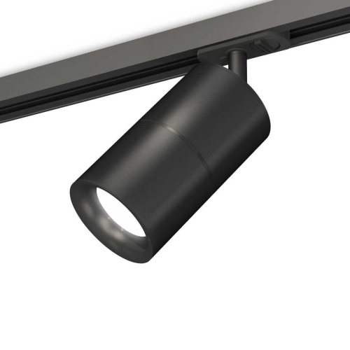Комплект трекового светильника Ambrella light Track System XT (A2537, C7402, A2071, C7402, N7011) XT7402021 Комплект трекового светильника Ambrella light Track System XT (A2537, C7402, A2071, C7402, N7011) XT7402021