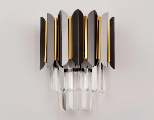 Настенный светильник Ambrella light Traditional TR5299 Настенный светильник Ambrella light Traditional TR5299