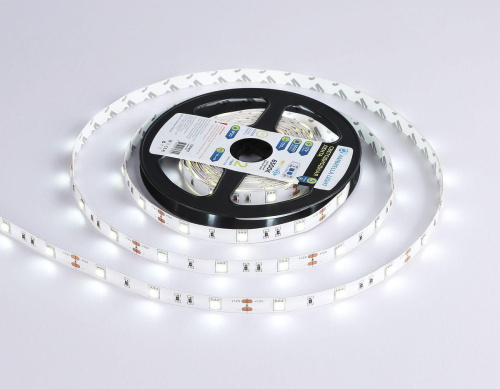 Светодиодная лента Ambrella Light 7,2W/m 30LED/m 5050SMD холодный белый 5M GS1803 Светодиодная лента Ambrella Light 7,2W/m 30LED/m 5050SMD холодный белый 5M GS1803