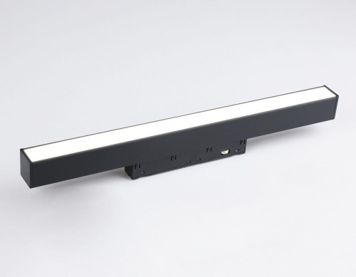 Трековый светодиодный светильник Ambrella light Track System Magnetic GL4004 Трековый светодиодный светильник Ambrella light Track System Magnetic GL4004