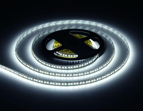 Светодиодная лента Ambrella Light 14,4W/m 180LED/m 2835SMD холодный белый 5M GS1303 Светодиодная лента Ambrella Light 14,4W/m 180LED/m 2835SMD холодный белый 5M GS1303