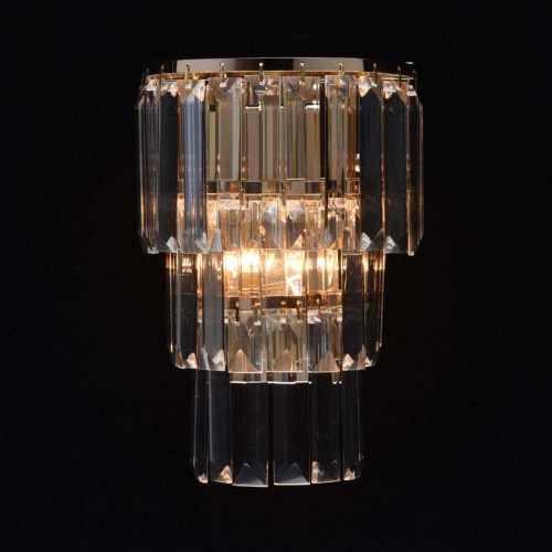 Настенный светильник MW-Light Аделард 642022701 Настенный светильник MW-Light Аделард 642022701