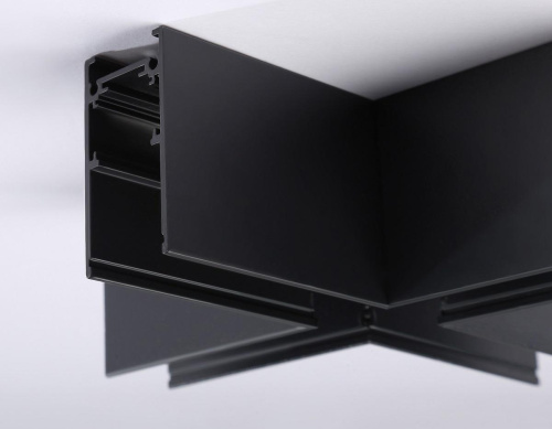 Коннектор X-образный для накладного шинопровода Ambrella light Track System Magnetic GL3376 Коннектор X-образный для накладного шинопровода Ambrella light Track System Magnetic GL3376