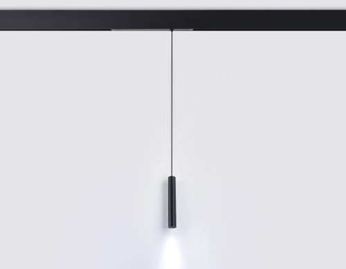 Трековый светодиодный светильник Ambrella Light Track System Magnetic 220V GL1432 Трековый светодиодный светильник Ambrella Light Track System Magnetic 220V GL1432