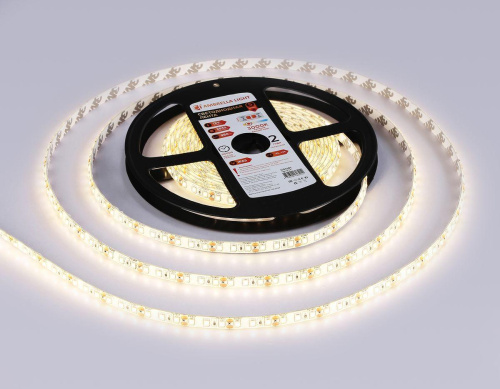 Светодиодная влагозащищенная лента Ambrella Light 9,6W/m 120LED/m 2835SMD теплый белый 5M GS1201 Светодиодная влагозащищенная лента Ambrella Light 9,6W/m 120LED/m 2835SMD теплый белый 5M GS1201