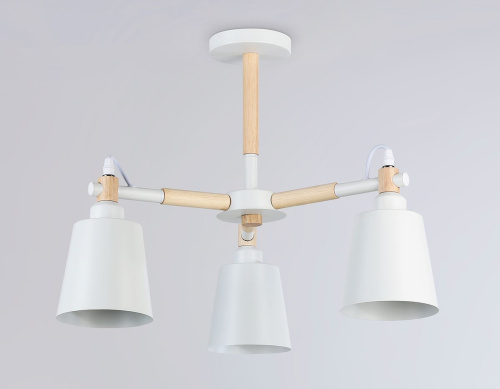 Потолочная люстра Ambrella light Traditional Loft TR82204 Потолочная люстра Ambrella light Traditional Loft TR82204