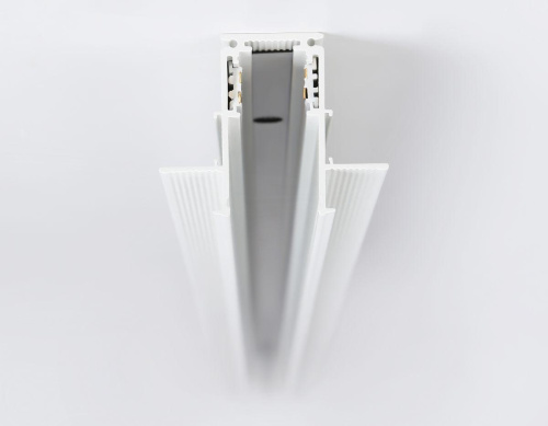Шинопровод магнитный встраиваемый Ambrella light Track System Magnetic GL3331 Шинопровод магнитный встраиваемый Ambrella light Track System Magnetic GL3331