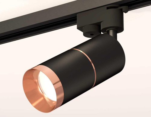 Комплект трекового светильника Ambrella light Track System XT (A2521, C6302, A2063, C6302, N6135) XT6302031 Комплект трекового светильника Ambrella light Track System XT (A2521, C6302, A2063, C6302, N6135) XT6302031