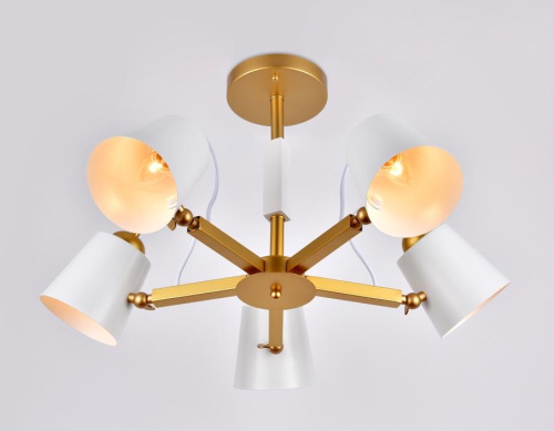 Потолочная люстра Ambrella light Traditional TR3101 Потолочная люстра Ambrella light Traditional TR3101