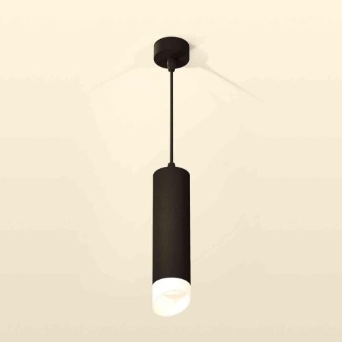 Комплект подвесного светильника Ambrella light Techno Spot XP6356004 SBK/FR черный песок/белый матовый (A2302,C6356,N6256) Комплект подвесного светильника Ambrella light Techno Spot XP6356004 SBK/FR черный песок/белый матовый (A2302,C6356,N6256)