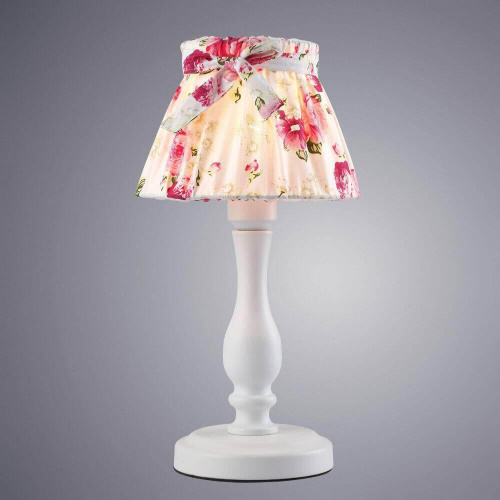 Настольная лампа Arte Lamp A7021LT-1WH Настольная лампа Arte Lamp A7021LT-1WH