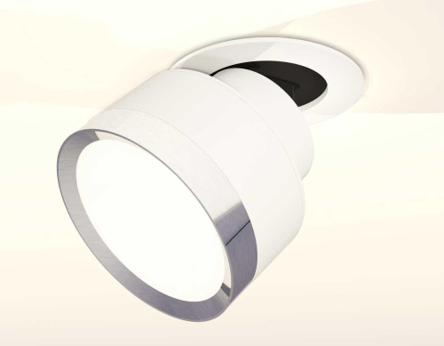 Комплект спота Ambrella light Techno Spot XM (A2241, A2105, C8101, N8118) XM8101502 Комплект спота Ambrella light Techno Spot XM (A2241, A2105, C8101, N8118) XM8101502