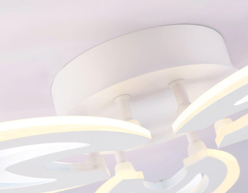 Потолочная светодиодная люстра Ambrella light Acrylica Original FA4545 Потолочная светодиодная люстра Ambrella light Acrylica Original FA4545