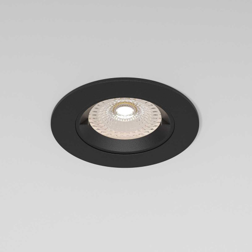 Встраиваемый светильник Elektrostandard 25056/01 a067709 Встраиваемый светильник Elektrostandard 25056/01 a067709