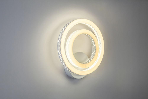 Настенный светильник Escada 10240/2LED Настенный светильник Escada 10240/2LED