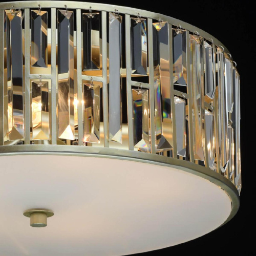 Потолочный светильник MW-Light Монарх 1 121010205 Потолочный светильник MW-Light Монарх 1 121010205