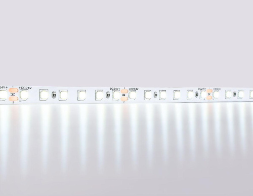 Светодиодная лента Ambrella Light 10W/m 120LED/m 2835SMD холодный белый 5M GS3103 Светодиодная лента Ambrella Light 10W/m 120LED/m 2835SMD холодный белый 5M GS3103